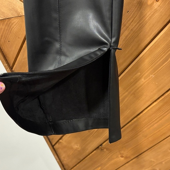 Zara Black Faux Leather Flare Pants XS - Picture 4 of 8
